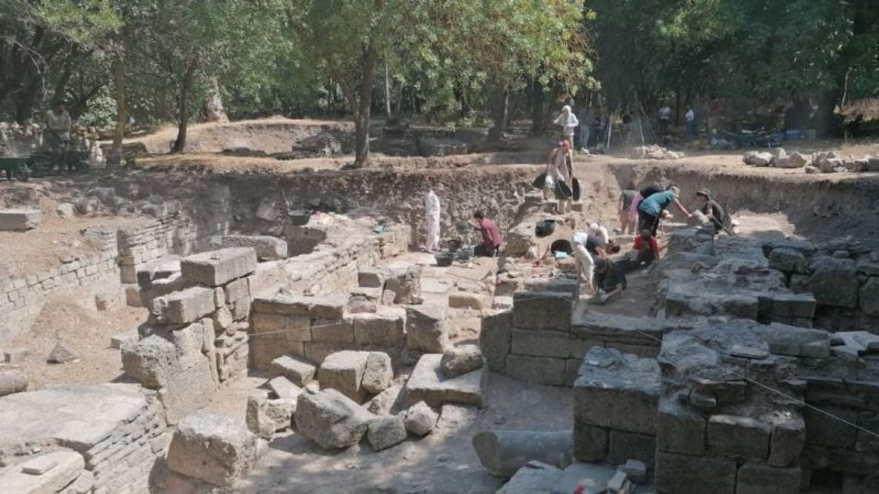 KOÜ Arkeoloji Bölümü’nden Bathonea Kazısında Önemli Keşif