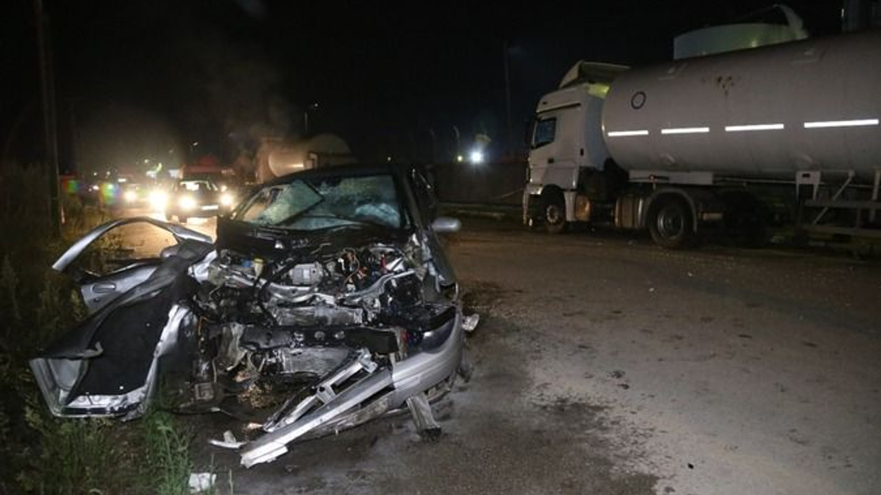 Feci kazada küçük çocuk camdan fırladı!