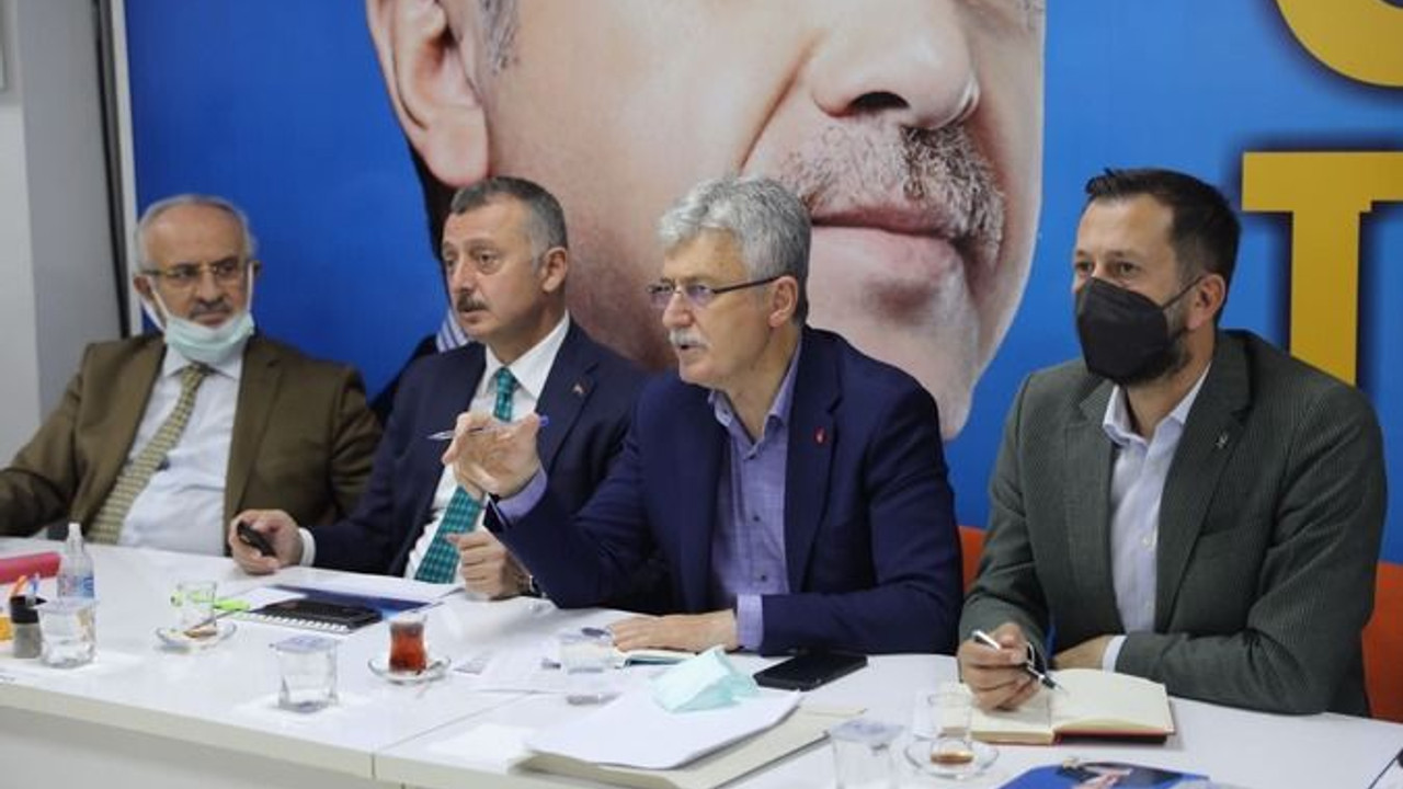 Cumhurbaşkanımızı ve AK Parti’yi hedef alıyorlar
