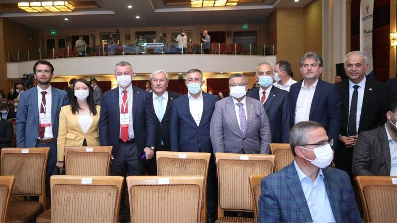 AKP’nin yerel yönetimler toplantısı tamamlandı