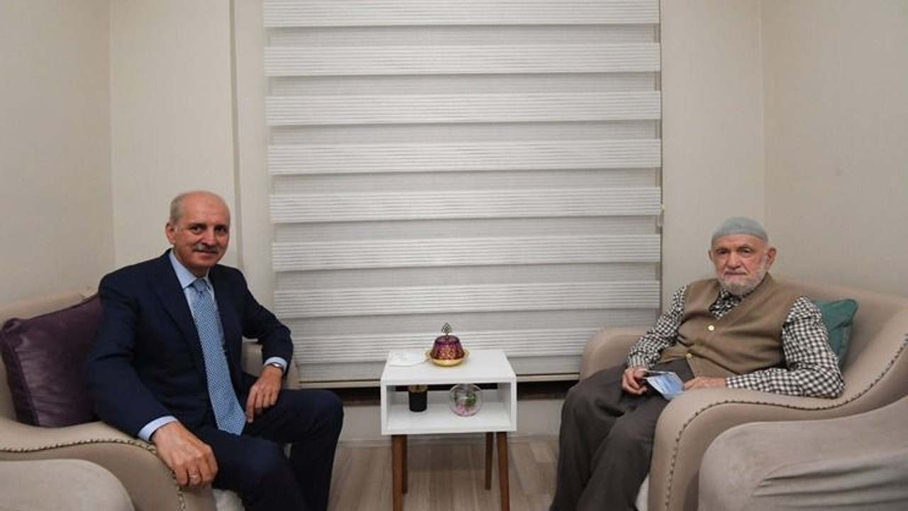Kurtulmuş, Erdoğan’ın hocasının elini öpmeye gitti