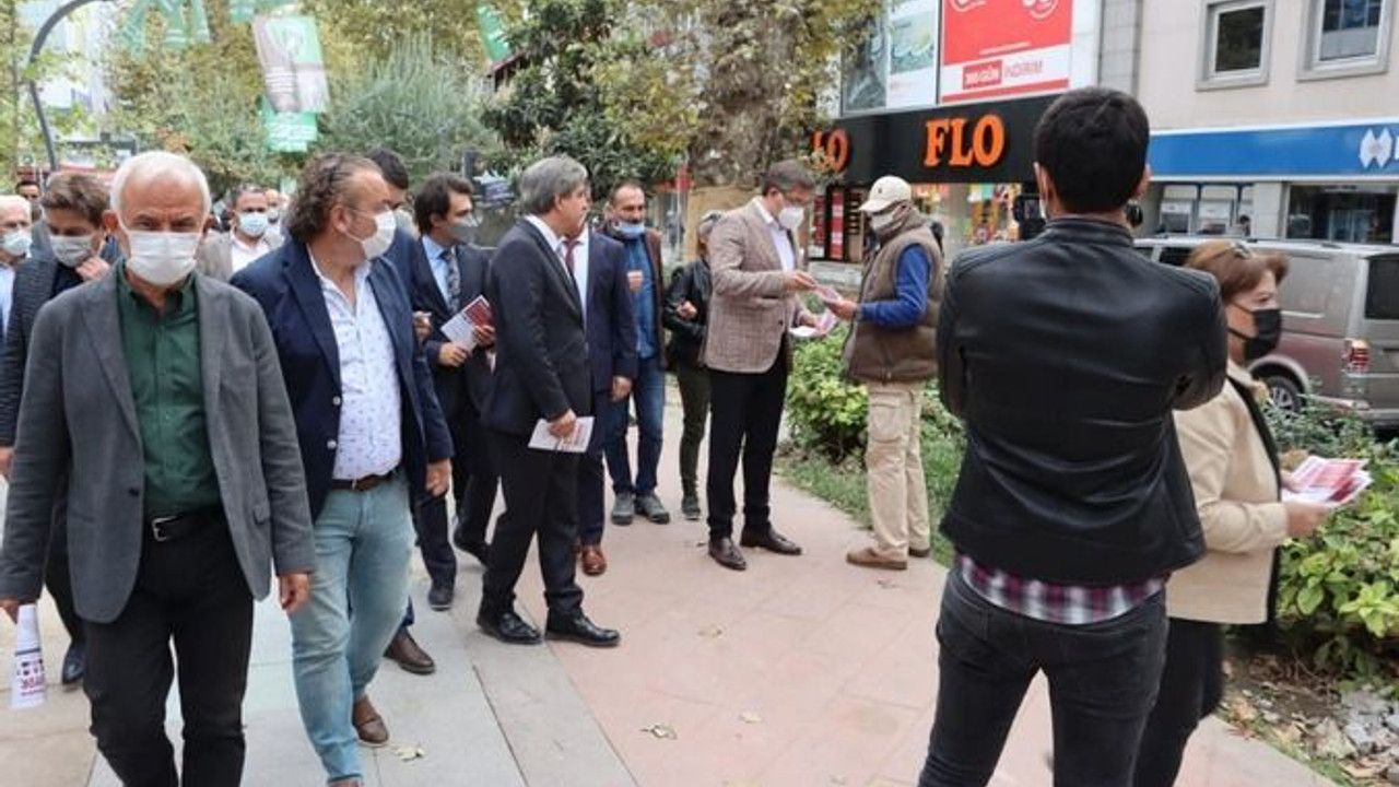 CHP Kocaeli: “39 aydır memurlar yüzüstü bırakıldı”