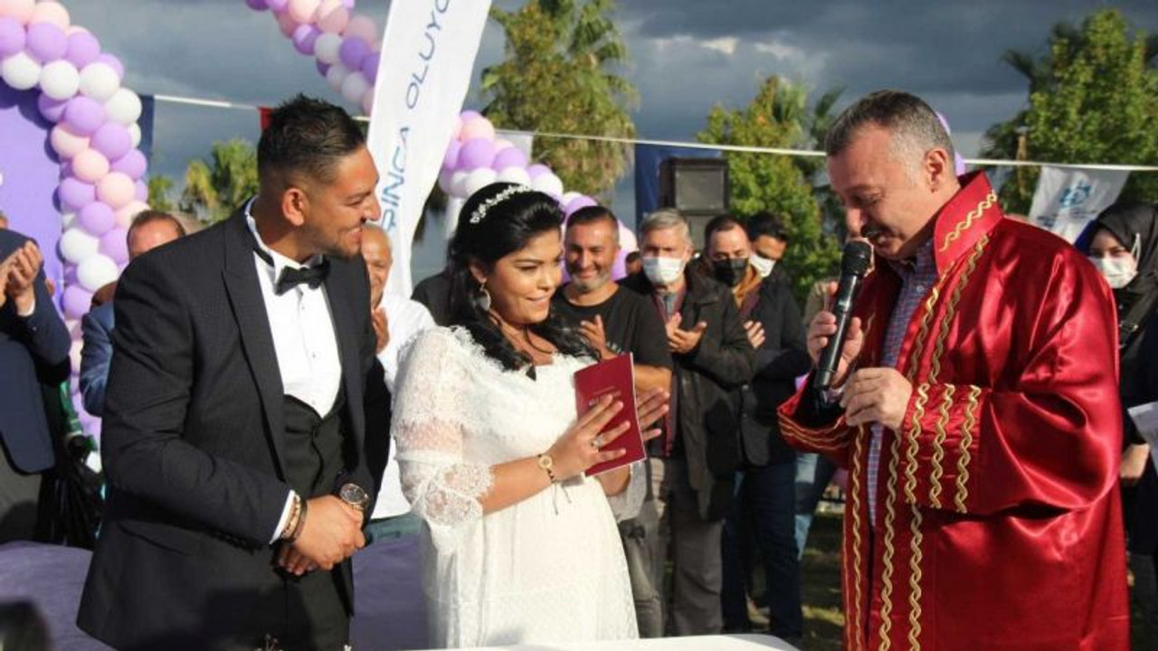 50 Roman çiftin nikahı kıyıldı