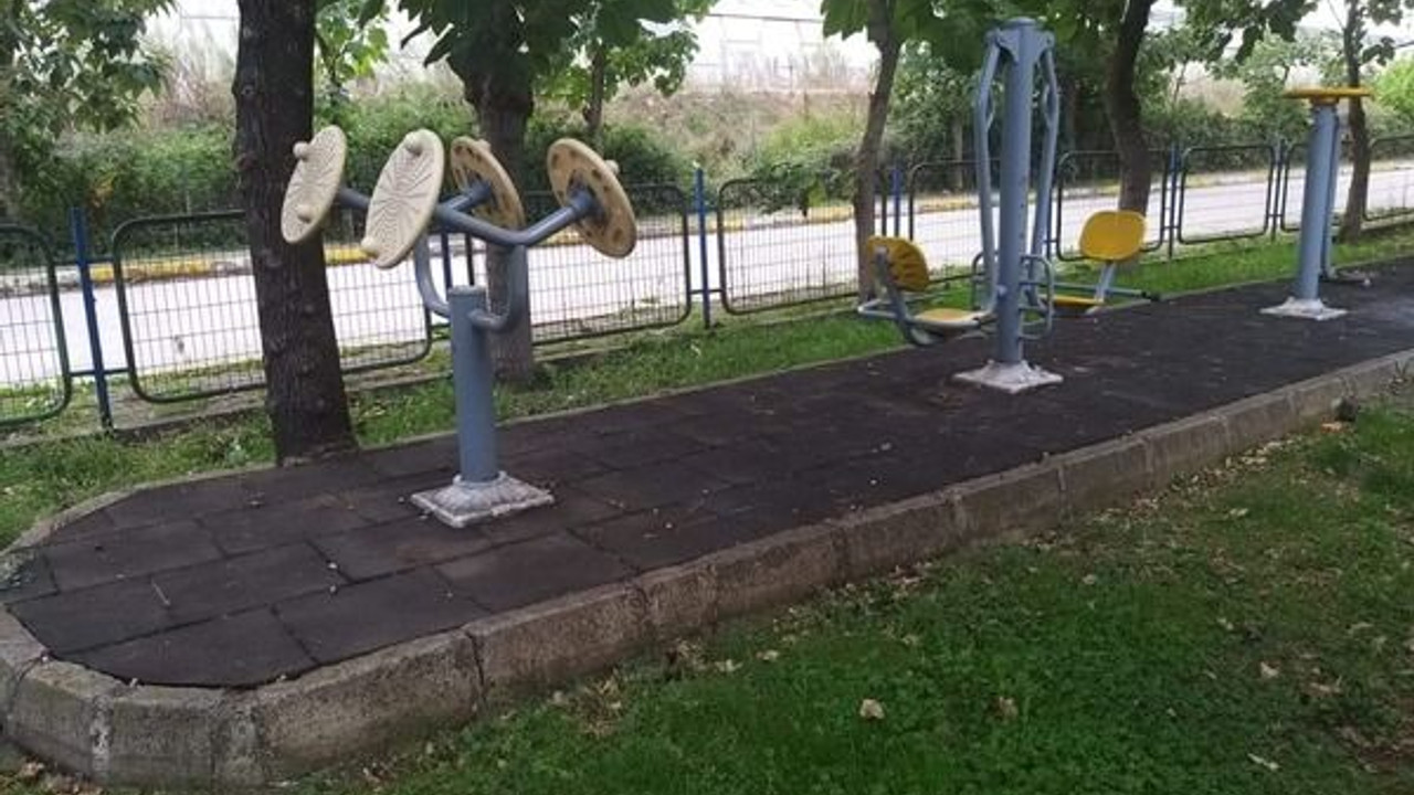 Bu park çocuklar için tehlike yaratıyor