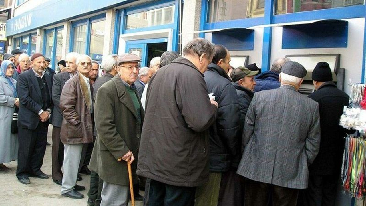 Memur ve emeklinin 3600’ü seçime yetişecek