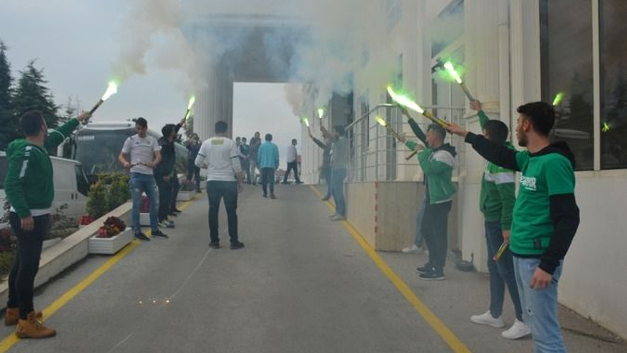Bursaspor Teknik Direktörü Kocaeli kampını değerlendirdi