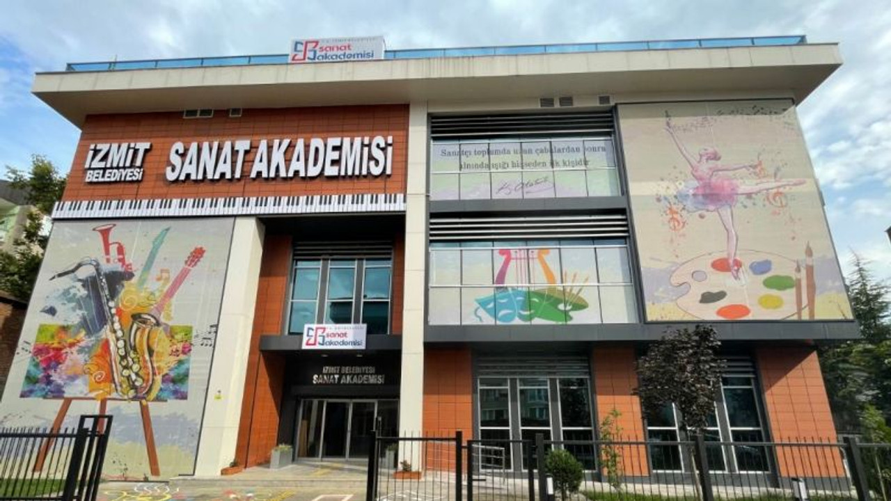 İzmit Belediyesi Sanat Akademisi 20 Ekim’de açılıyor