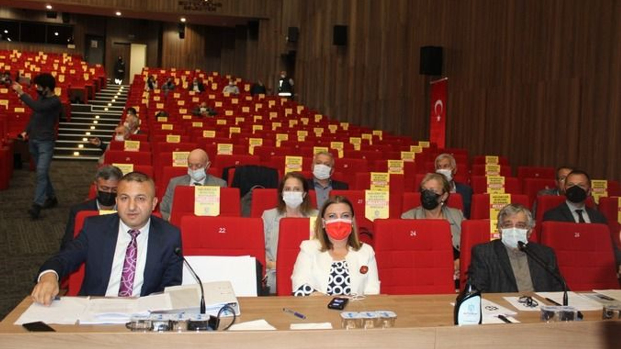 Seçimlerden sonra İzmit’e asfalt desteği neden verilmedi?