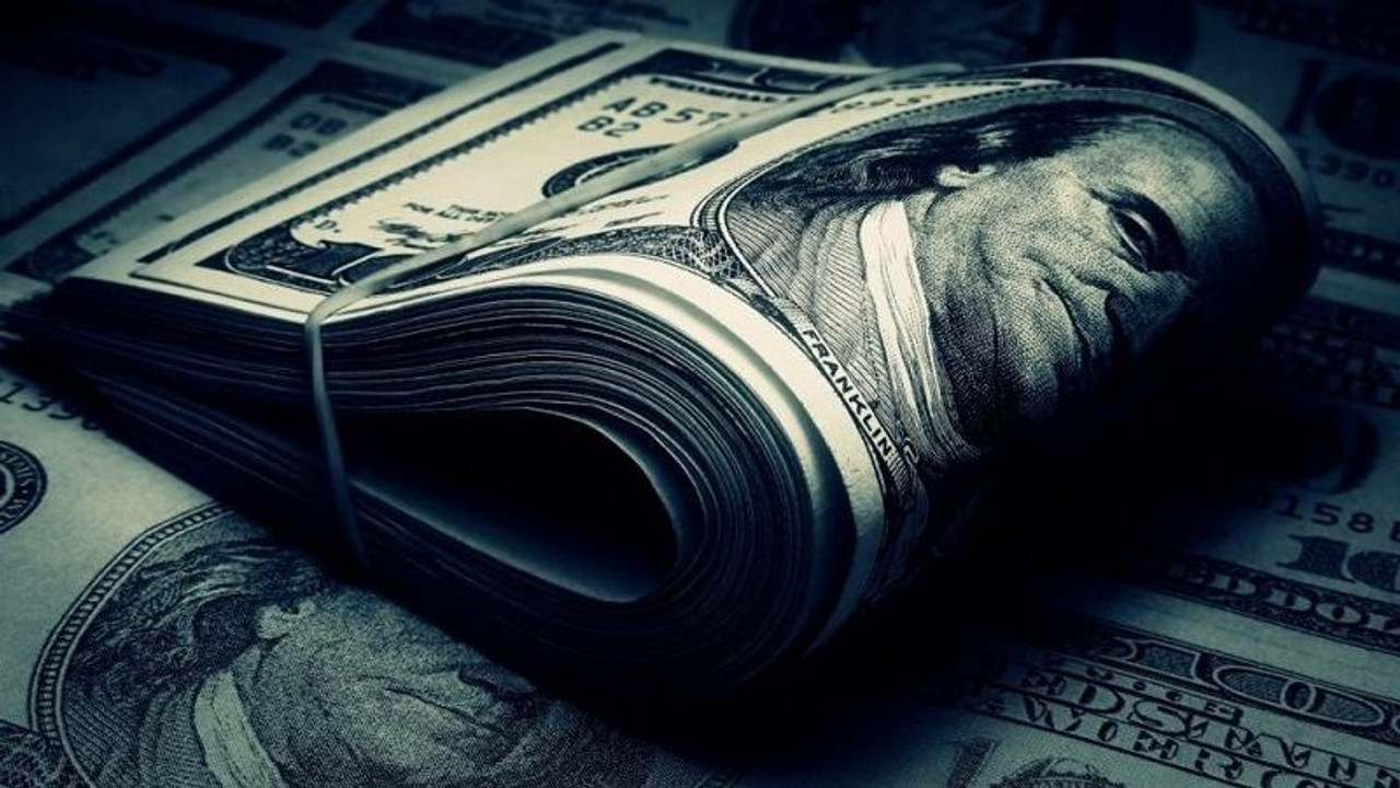 Dolar rekora doymuyor! İşte yeni zirve