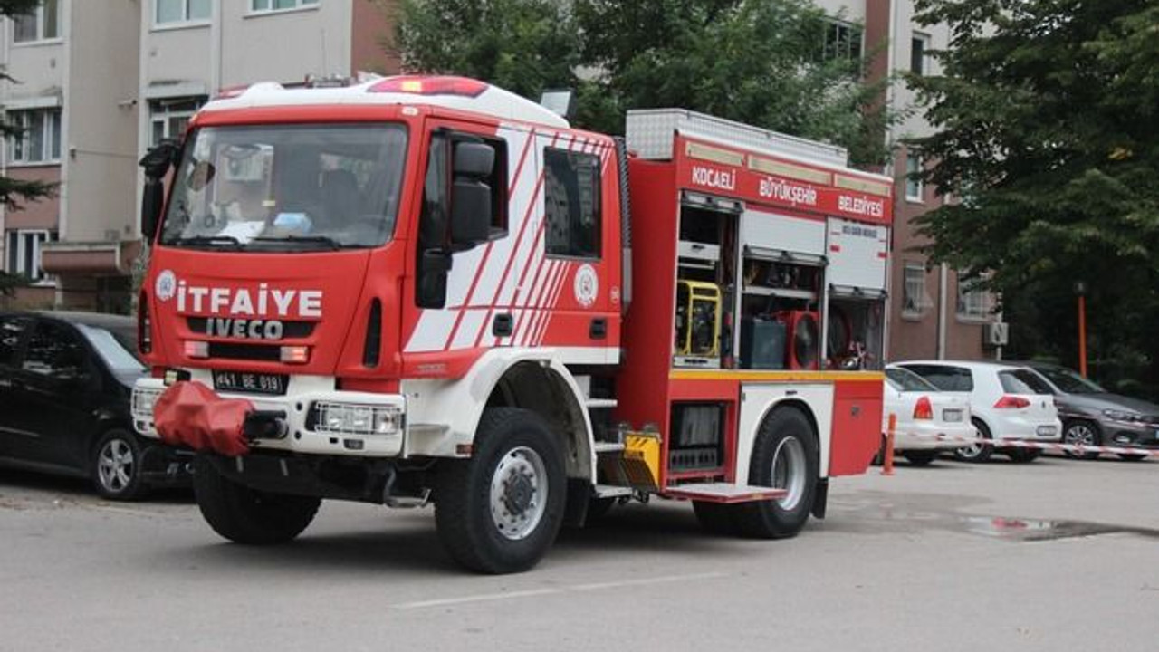 Park halindeki otomobilden sızan gaz korkuttu