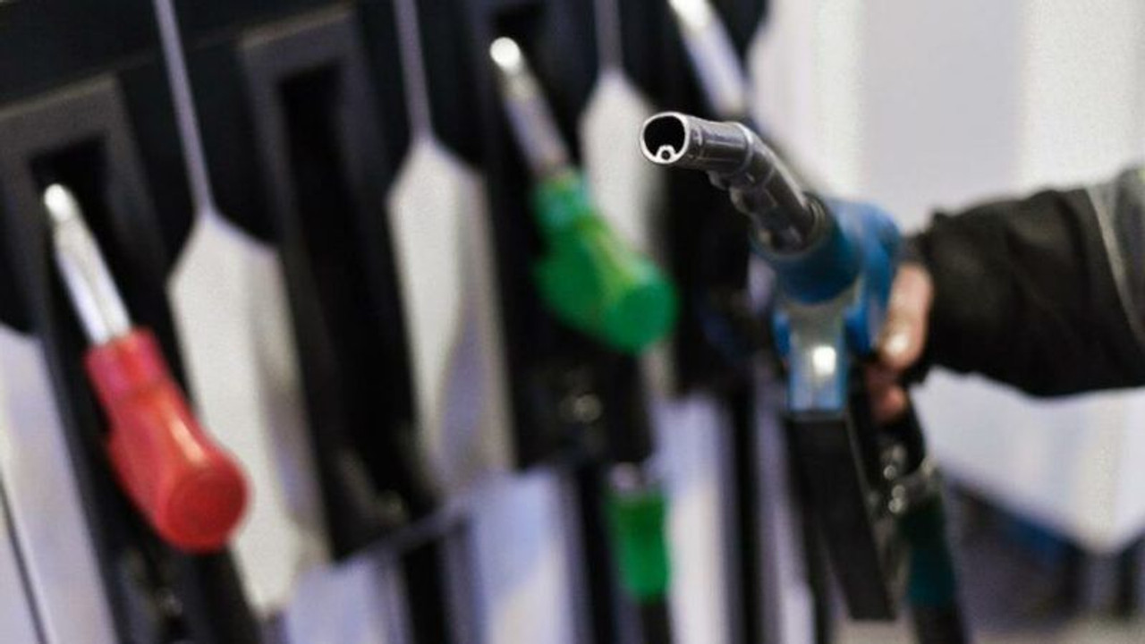 Benzine büyük zam!