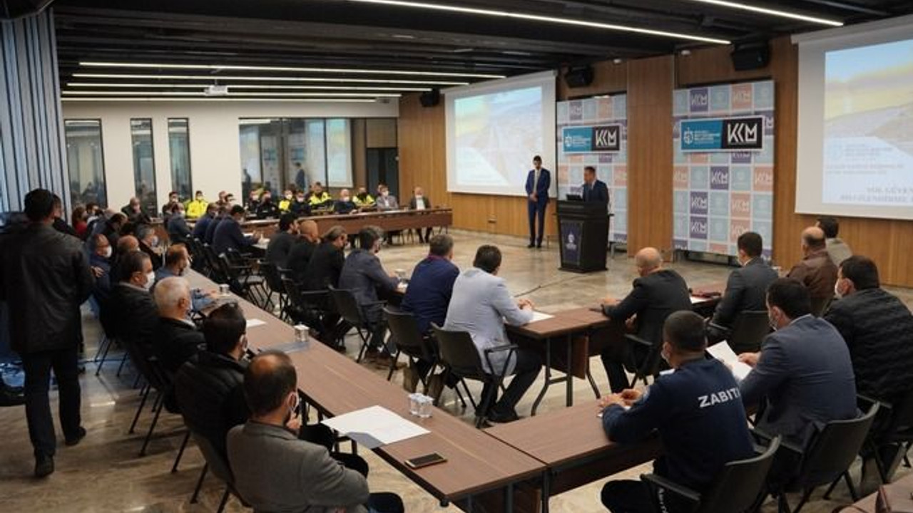 Kocaeli'de yol çalışmalarında alınacak önlemler konuşuldu
