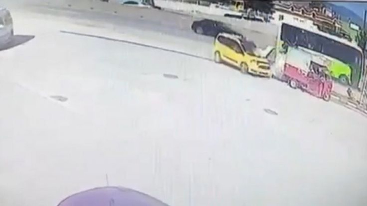 Akaryakıt istasyonundaki feci kaza kamerada
