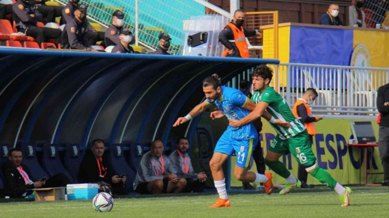 TFF 3. Lig: Belediye Derincespor: 6 - Ceyhan Spor: 0