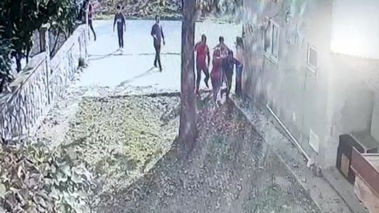 Anne ve oğulu tekme tokat darp ettiler!