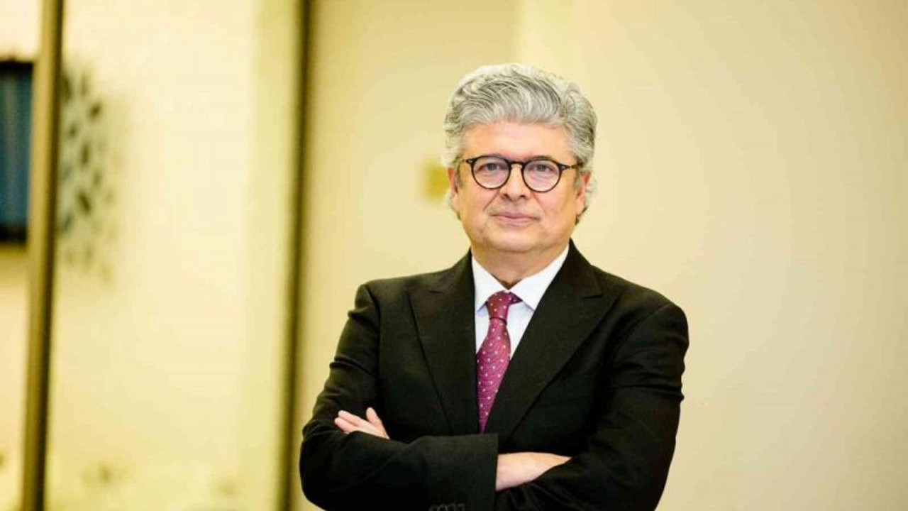 Prof. Dr. Faruk Buyru: “Popülerlik için yanlış bilgilerle hamileleri etkiliyorlar, aşı çok önemli"
