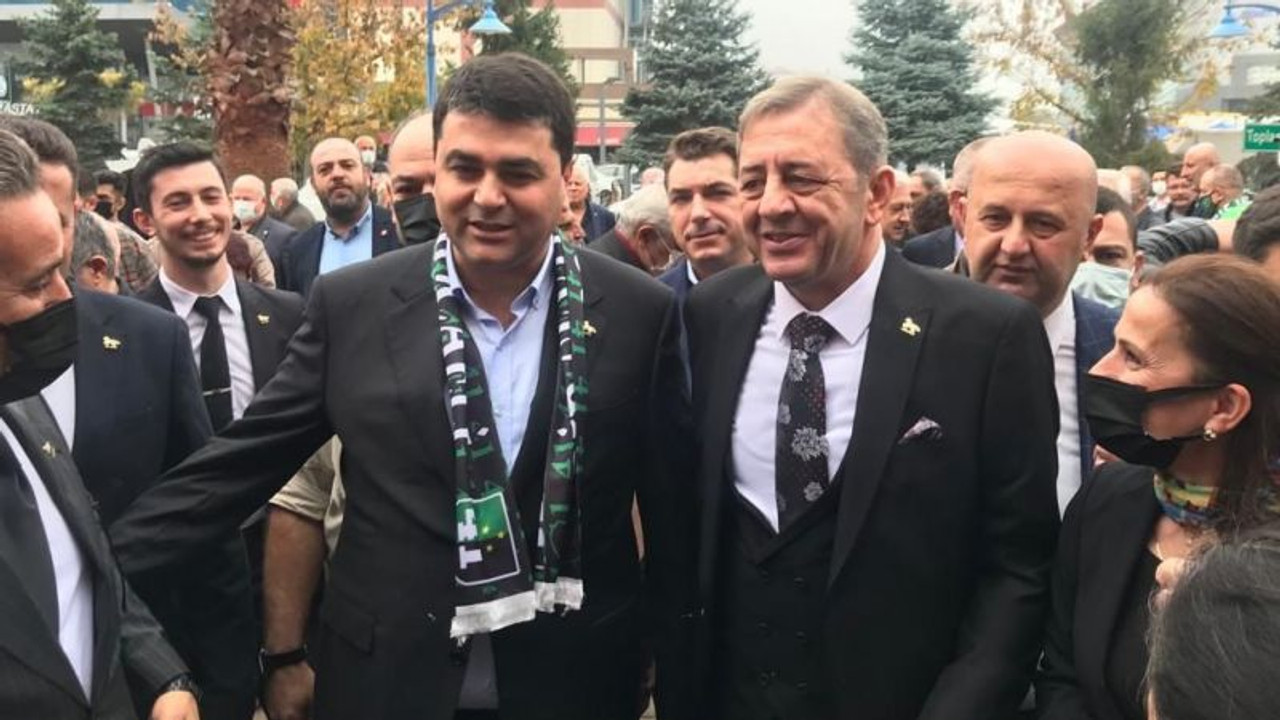 Gültekin Uysal Kocaeli’de “Türkiye küme düştü”