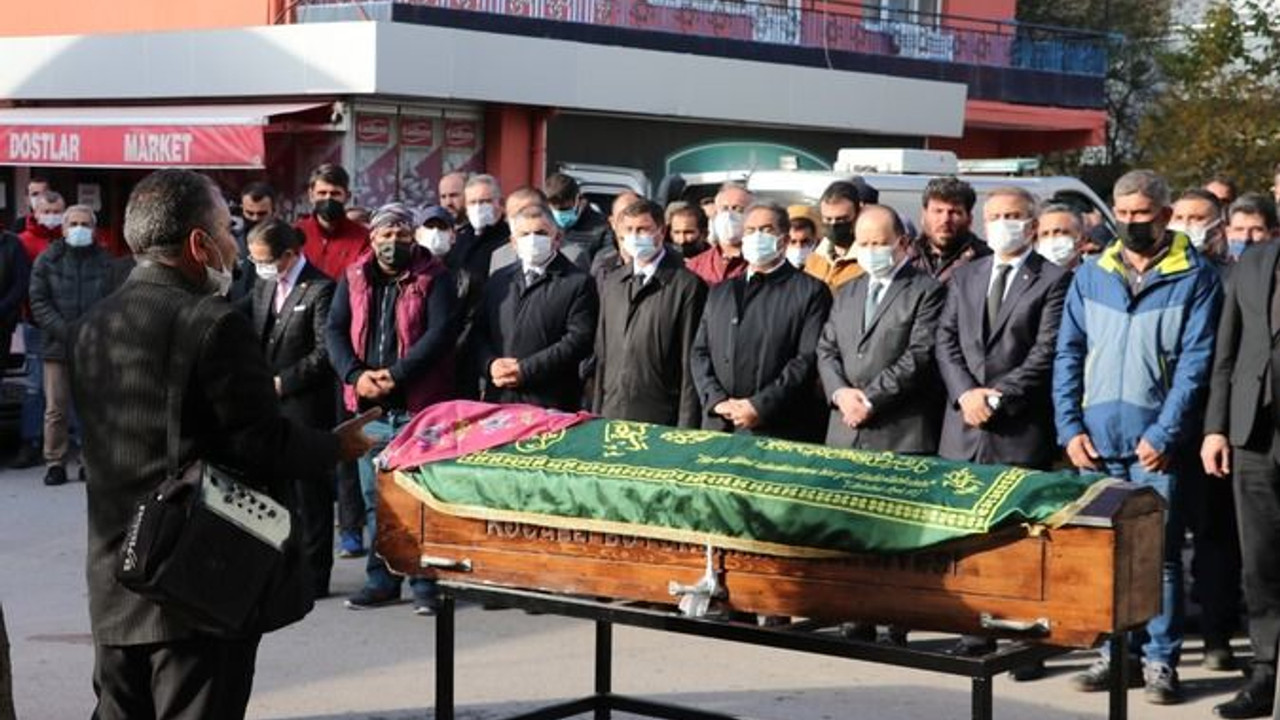 Feci kazada ölen kadın son yolculuğuna uğurlandı