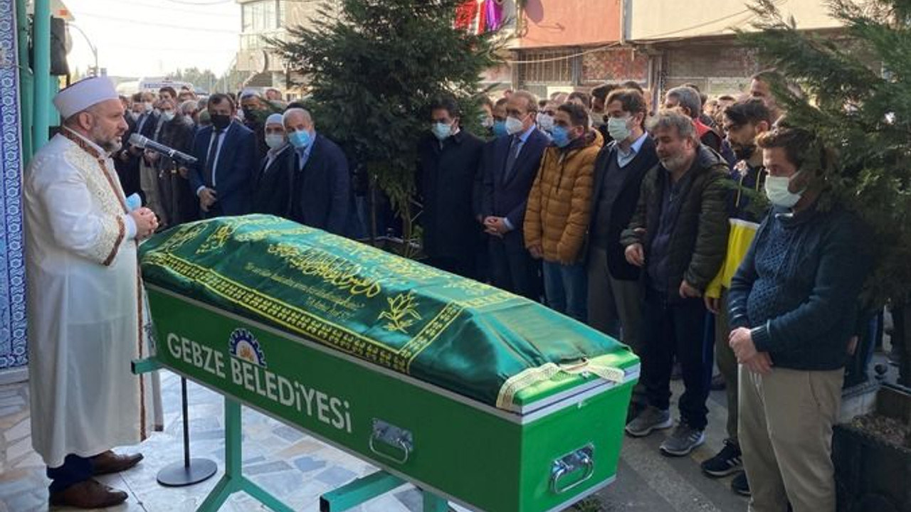 Servis kazasında hayatını kaybeden öğrenci son yolculuğuna uğurlandı