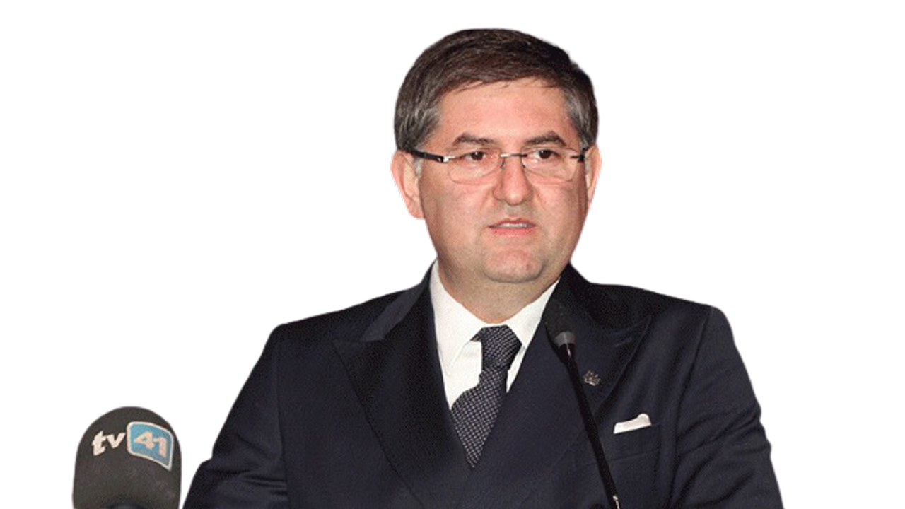CHP’den Büyükakın’a tabela belediyeciliği cevabı “Böyle mi başkan?”
