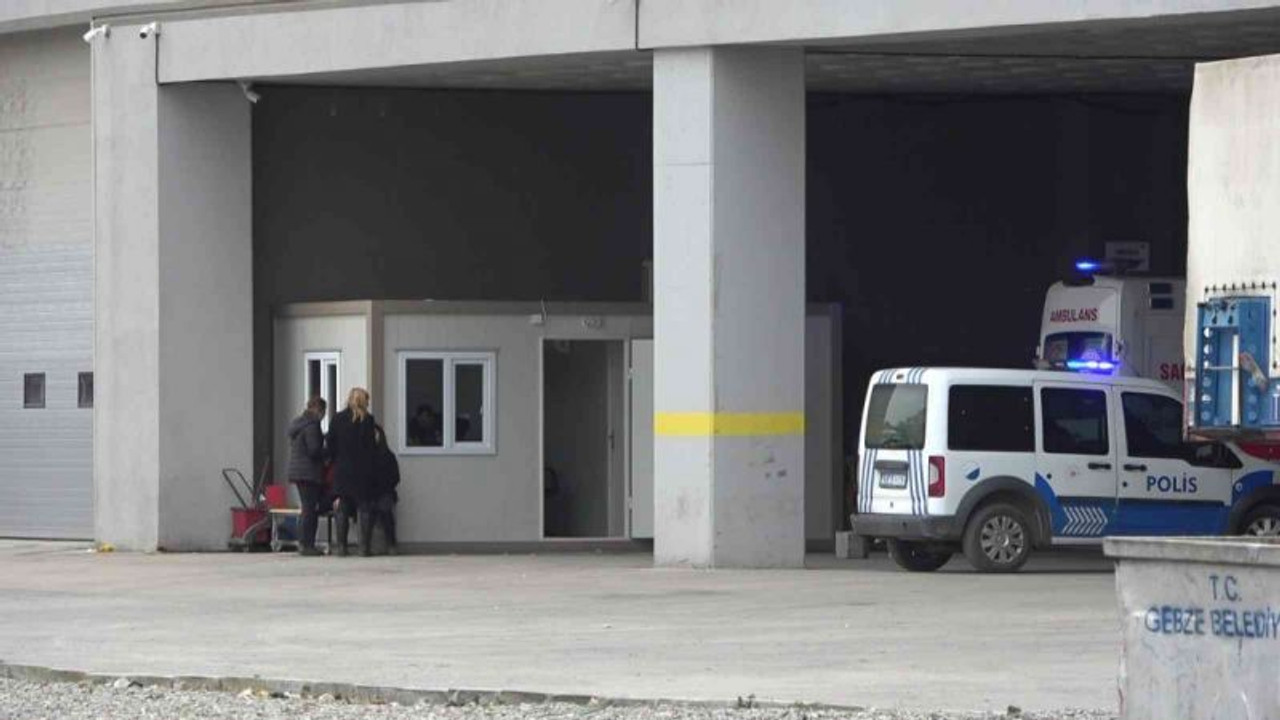 Forklift üstünde boya yaparken düşen işçi yaralandı