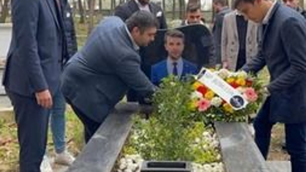 Genel başkan Tugay’ın mezarına gitti