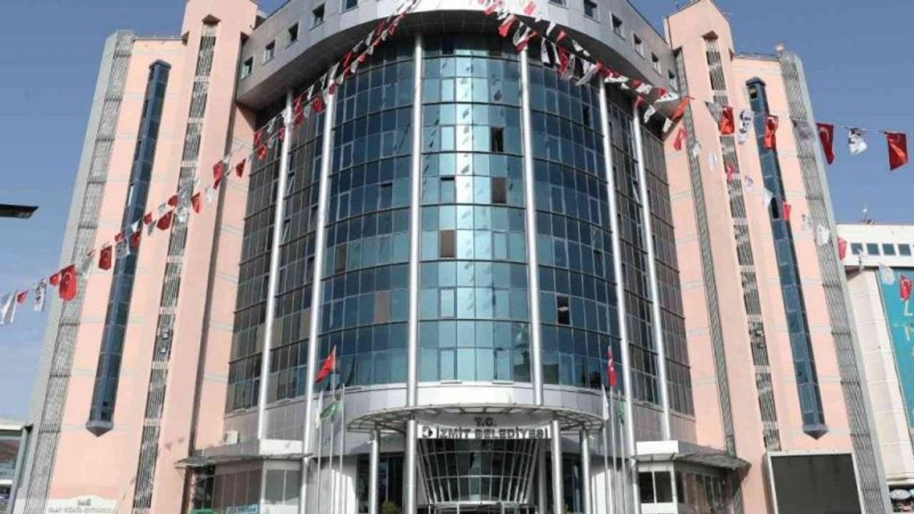 İhtiyaç sahibi ailelere yakacak desteği verildi