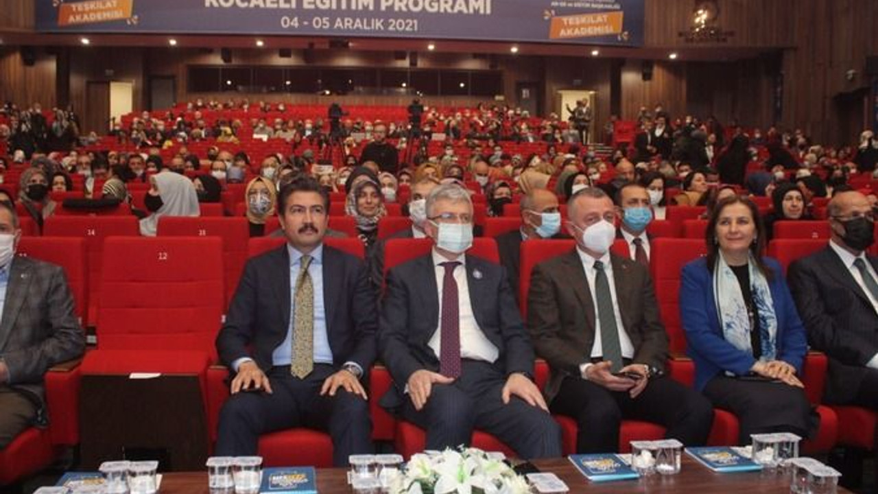 O eski halinden eser yok şimdi AKP’lileri 2023 telaşı sardı!
