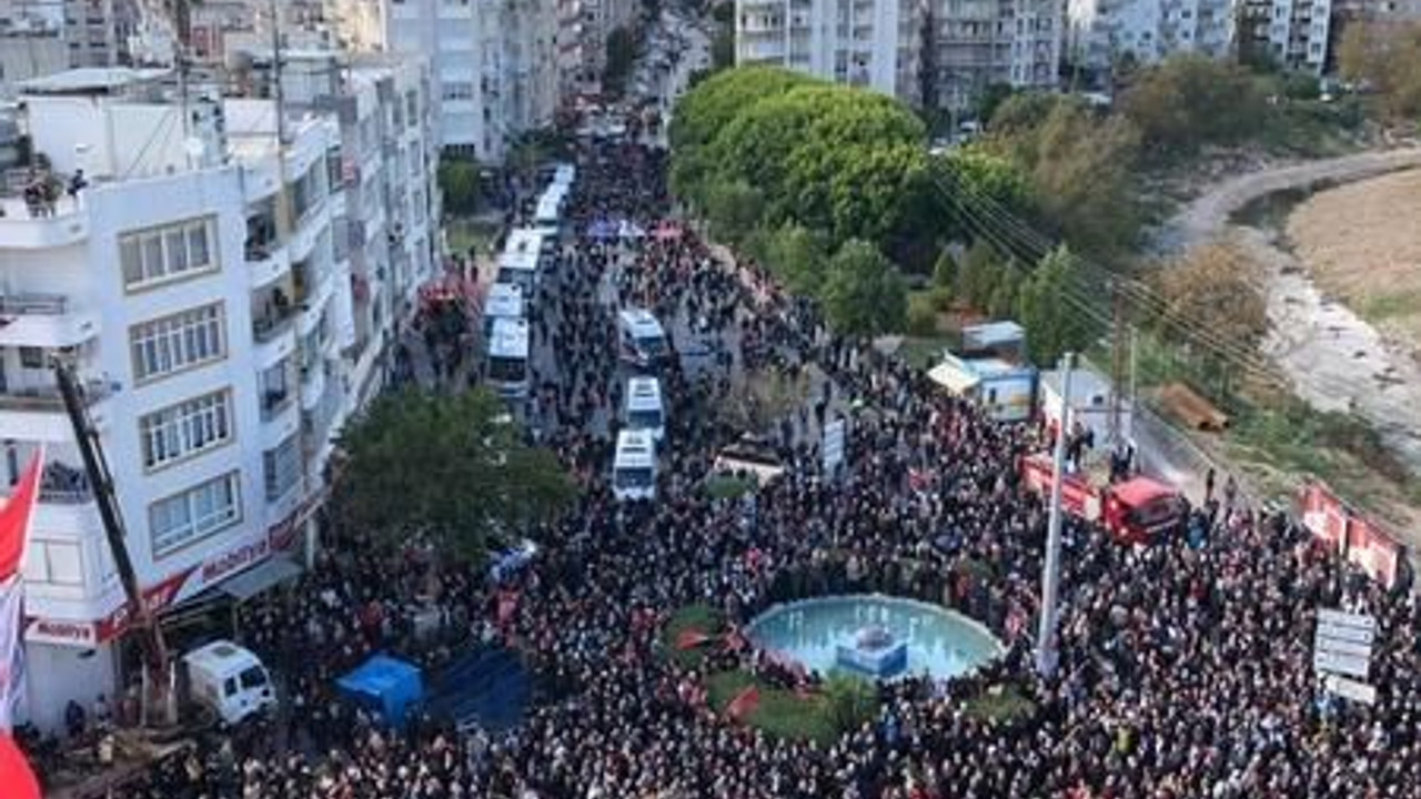 Arduç Ceran’a Mersin’den cevap verdi! “Bu kalabalık sana yeter mi?”