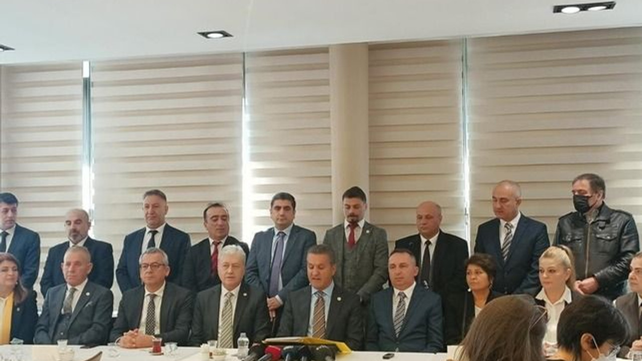 Sarıgül Kocaeli’de AKP’ye yüklendi “Kartepe 35 yıldır ilerleme kaydetmedi”