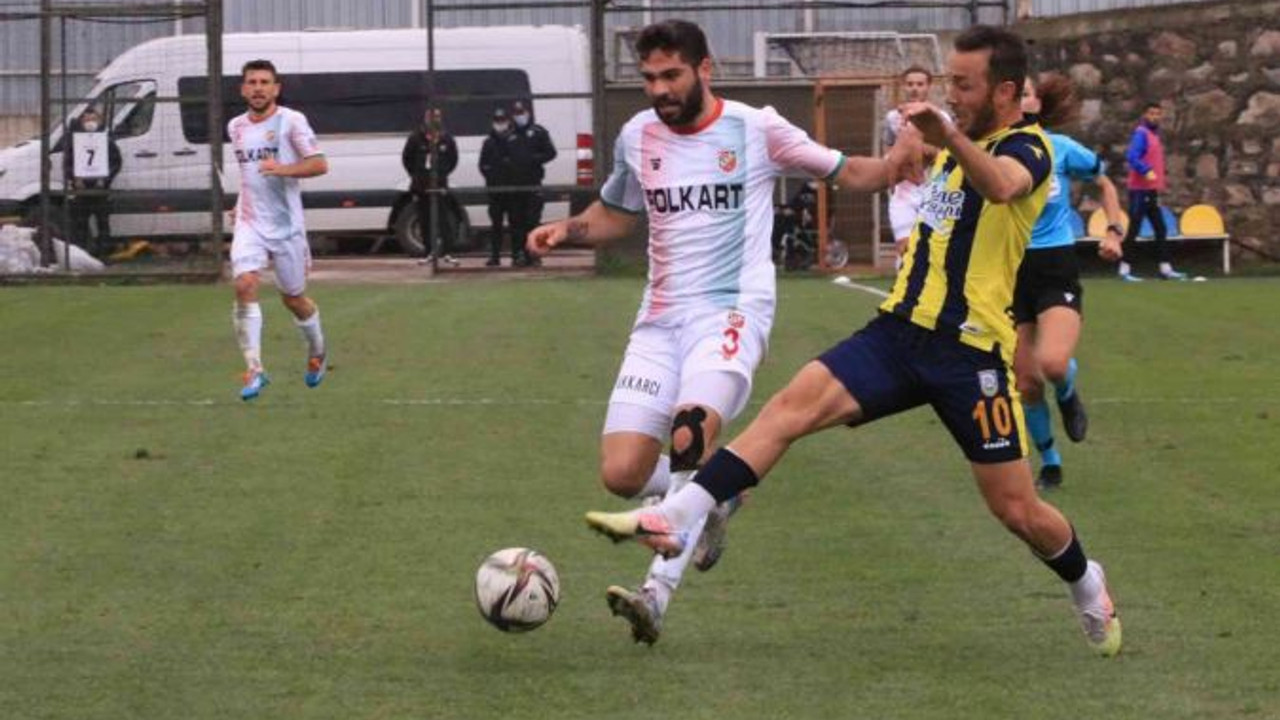 TFF 3. Lig: Belediye Derincespor: 1 - Karşıyaka: 1