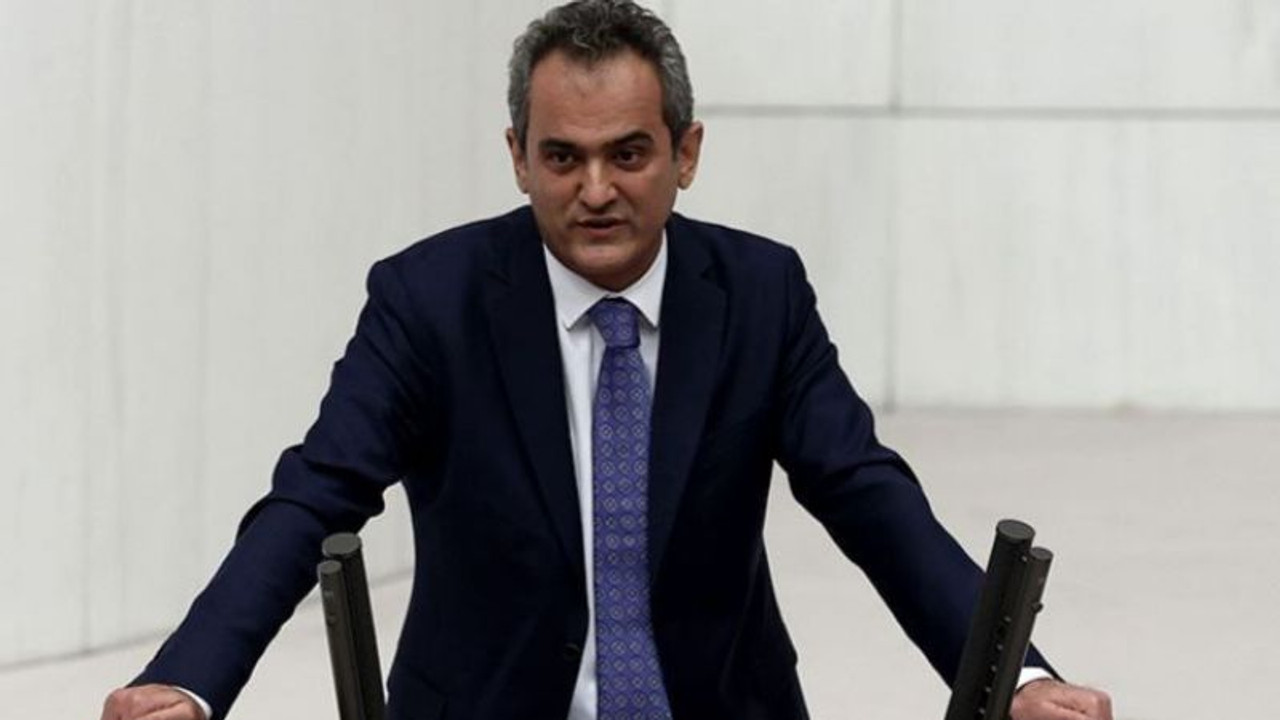 Bakan Özer'den uzaktan eğitim açıklaması
