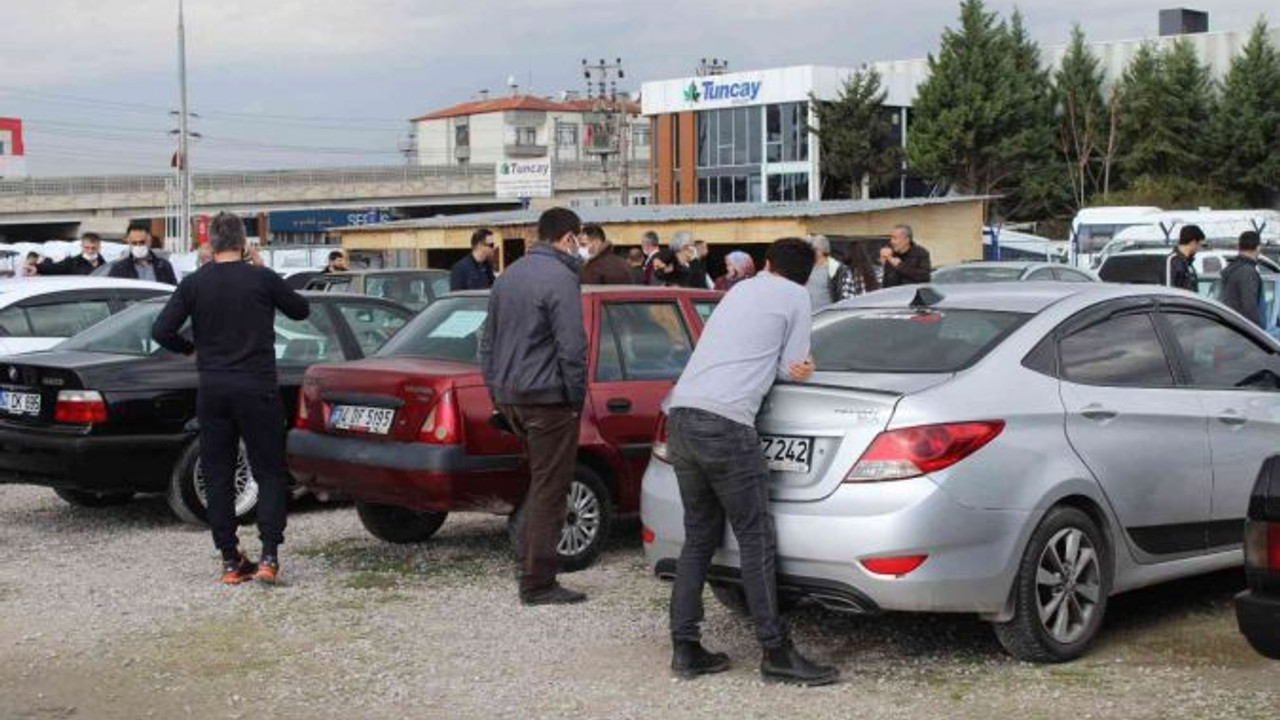 Otomobilini satan, 1 hafta sonra aynı fiyata alamıyor