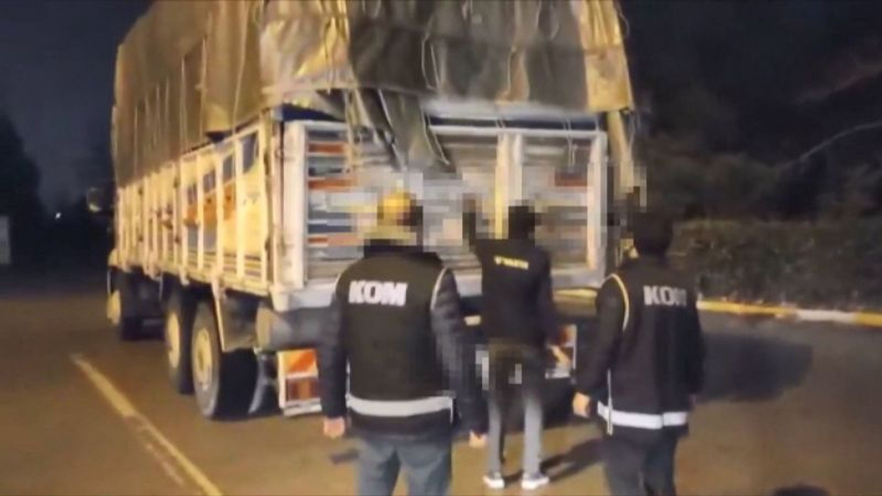 TEM'de milyonlarca kaçak makaron ele geçirildi