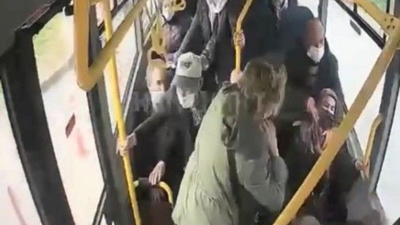 Otobüste fenalaşan yolcu için güzergahını değiştirdi