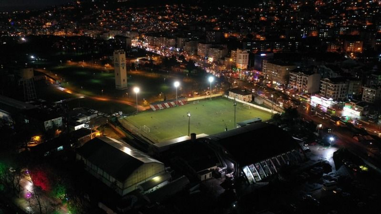 Kocaeli’nin sahaları gece maçlarına da hazır