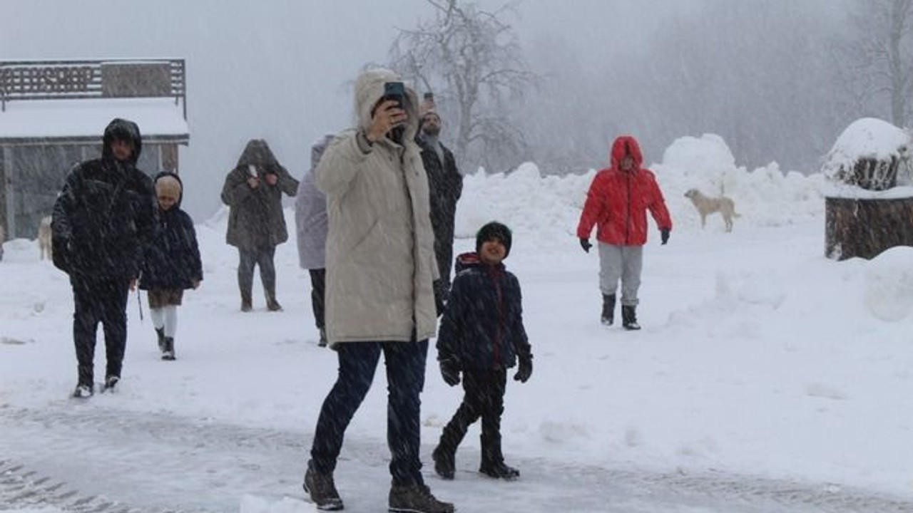 Kartepe'de kar kalınlığı 40 santim!