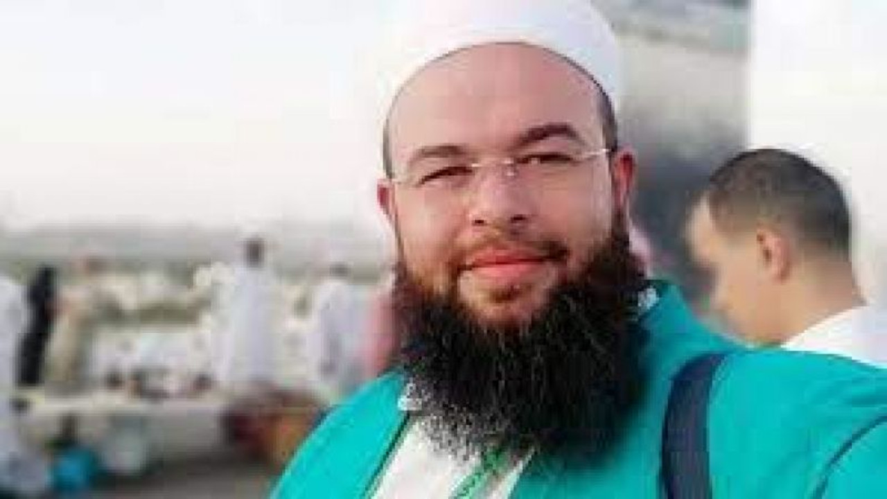 "Sana eşcinsel cinler musallat olmuş" diyerek mastürbasyon yaptırmıştı...25 yıla kadar hapsi istendi