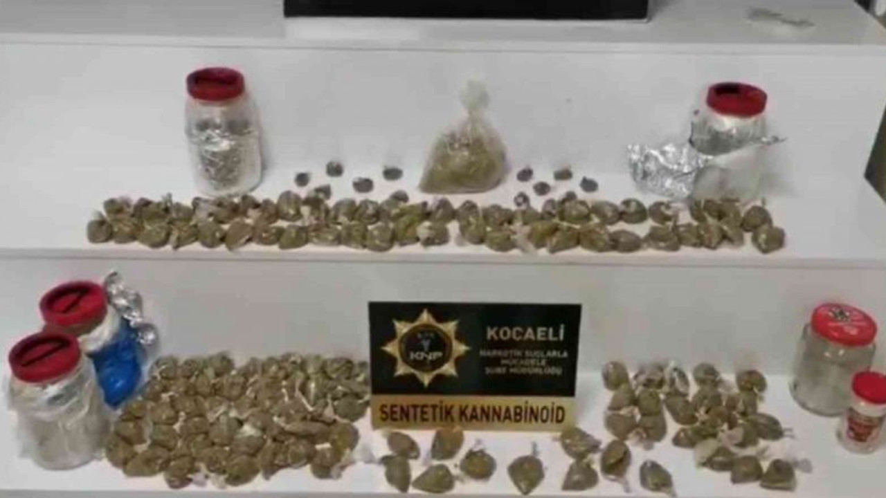 Toprak altından çok miktarda uyuşturucu çıktı