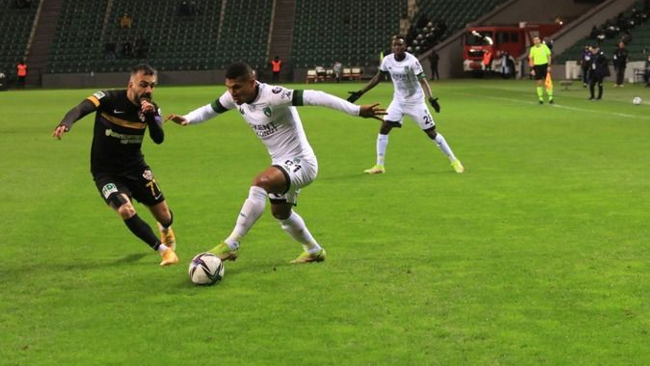 Kocaelispor kendi sahasında berabere kaldı!