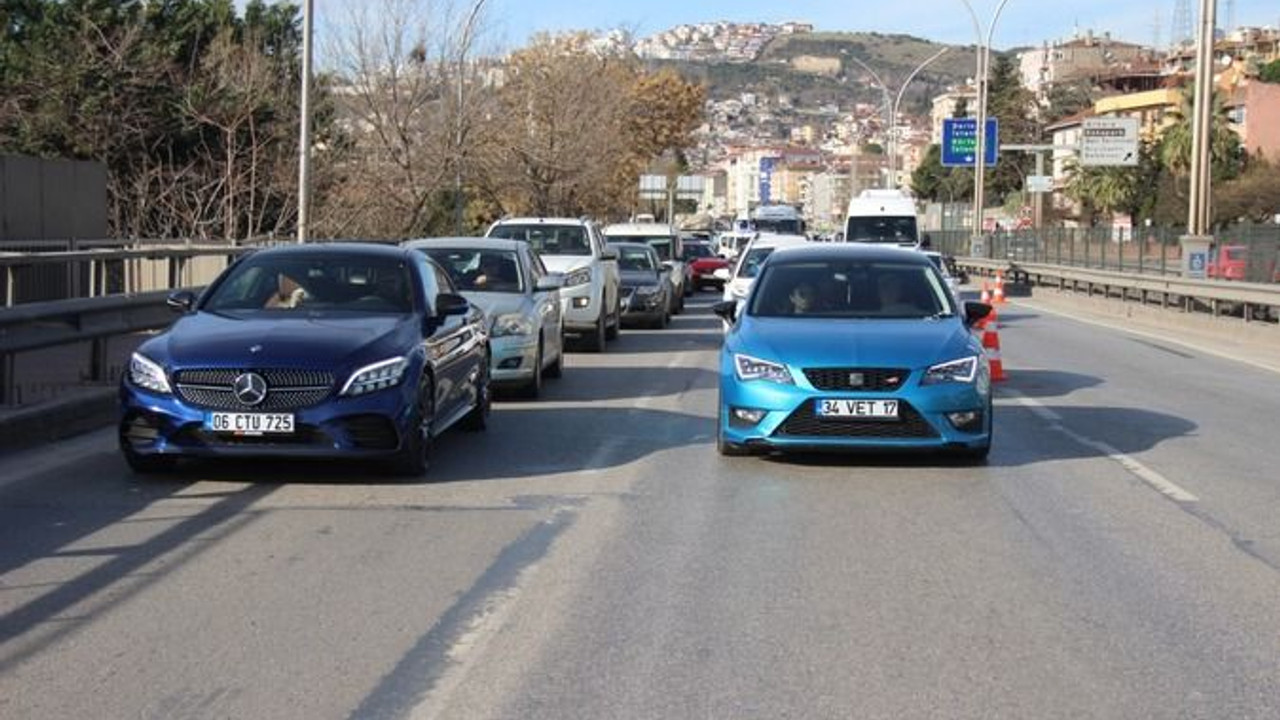 D-100'de zincirleme kaza!