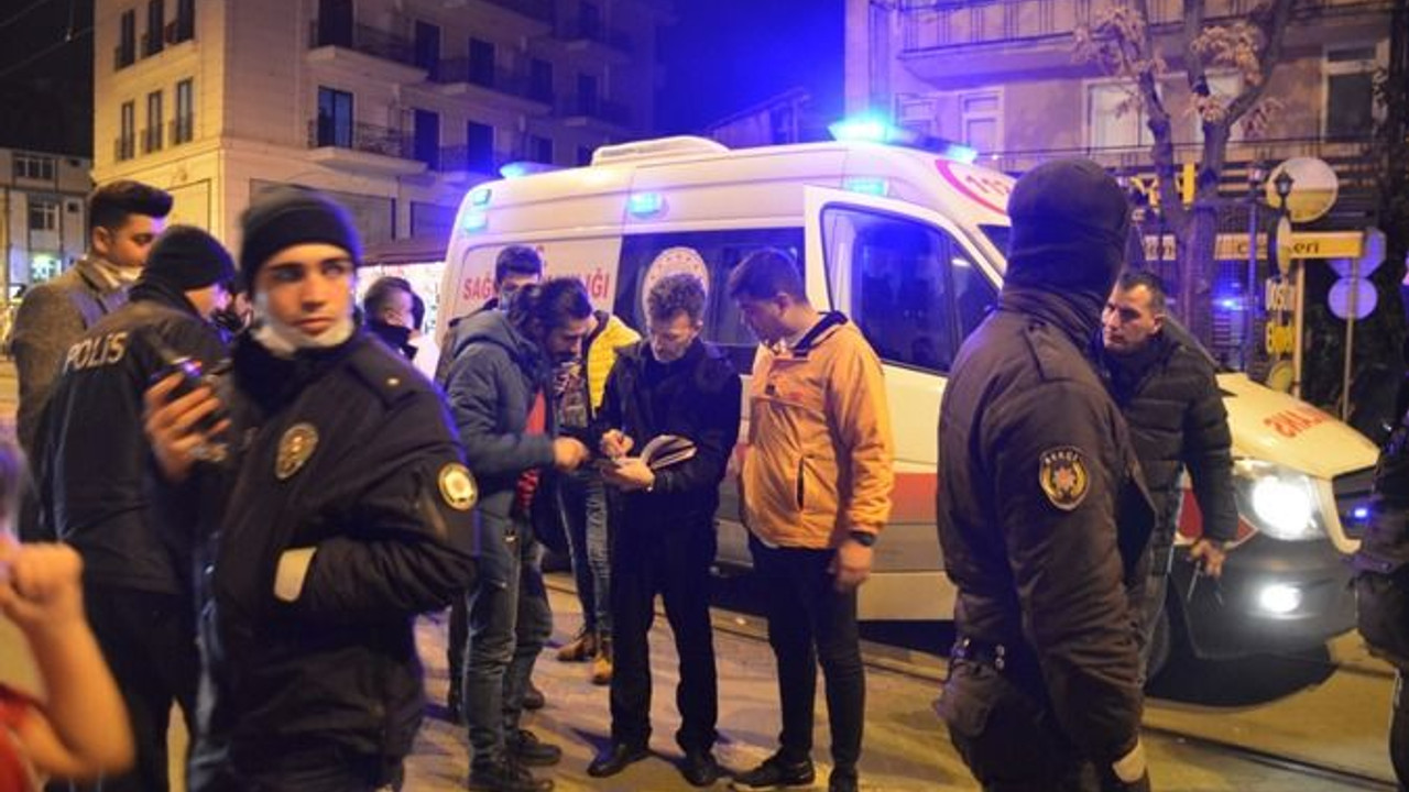 Paşa'da bıçaklı kavga: Yaralılar var!