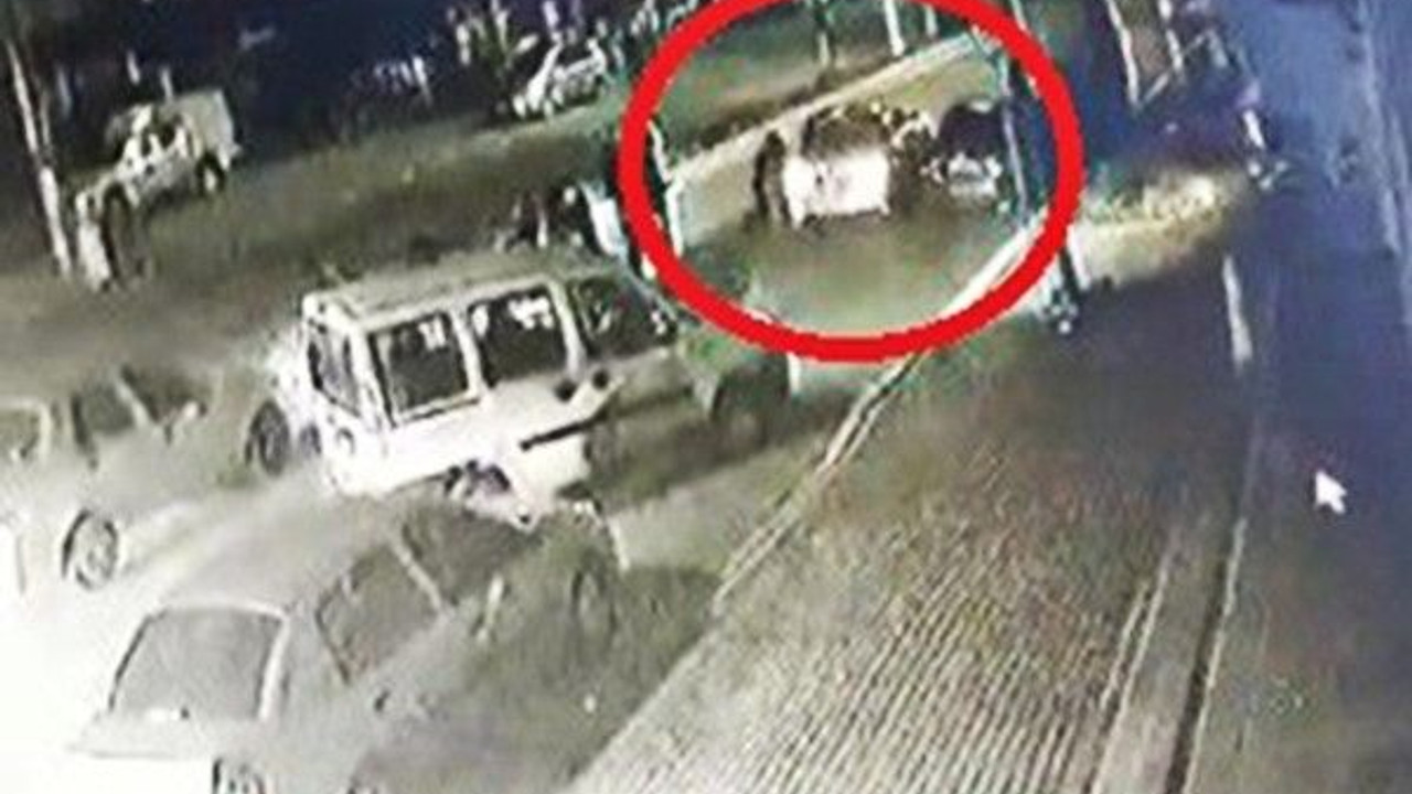 Kadın kuryeyi darp etmişlerdi, yakalandılar