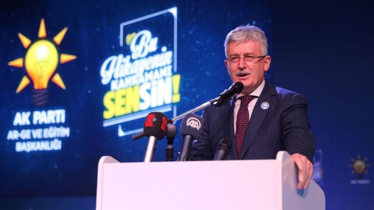 Ellibeş'ten yeni yıl mesajı: Dolara one munite...