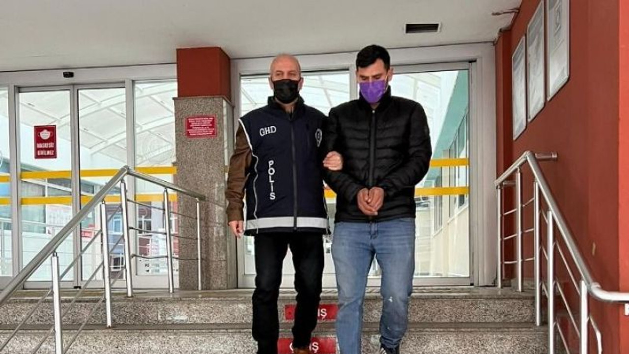 Hurda dükkanında yakalandılar
