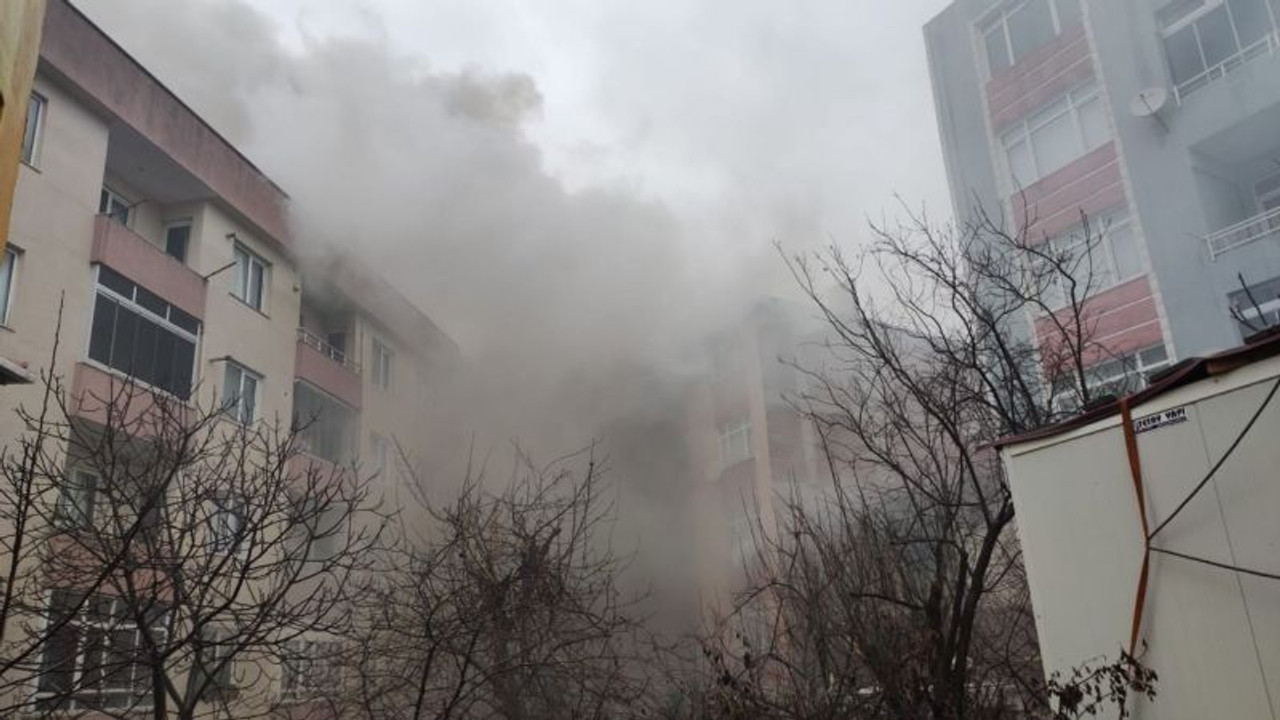 Korkutan yangın! Dumandan etkilendiler