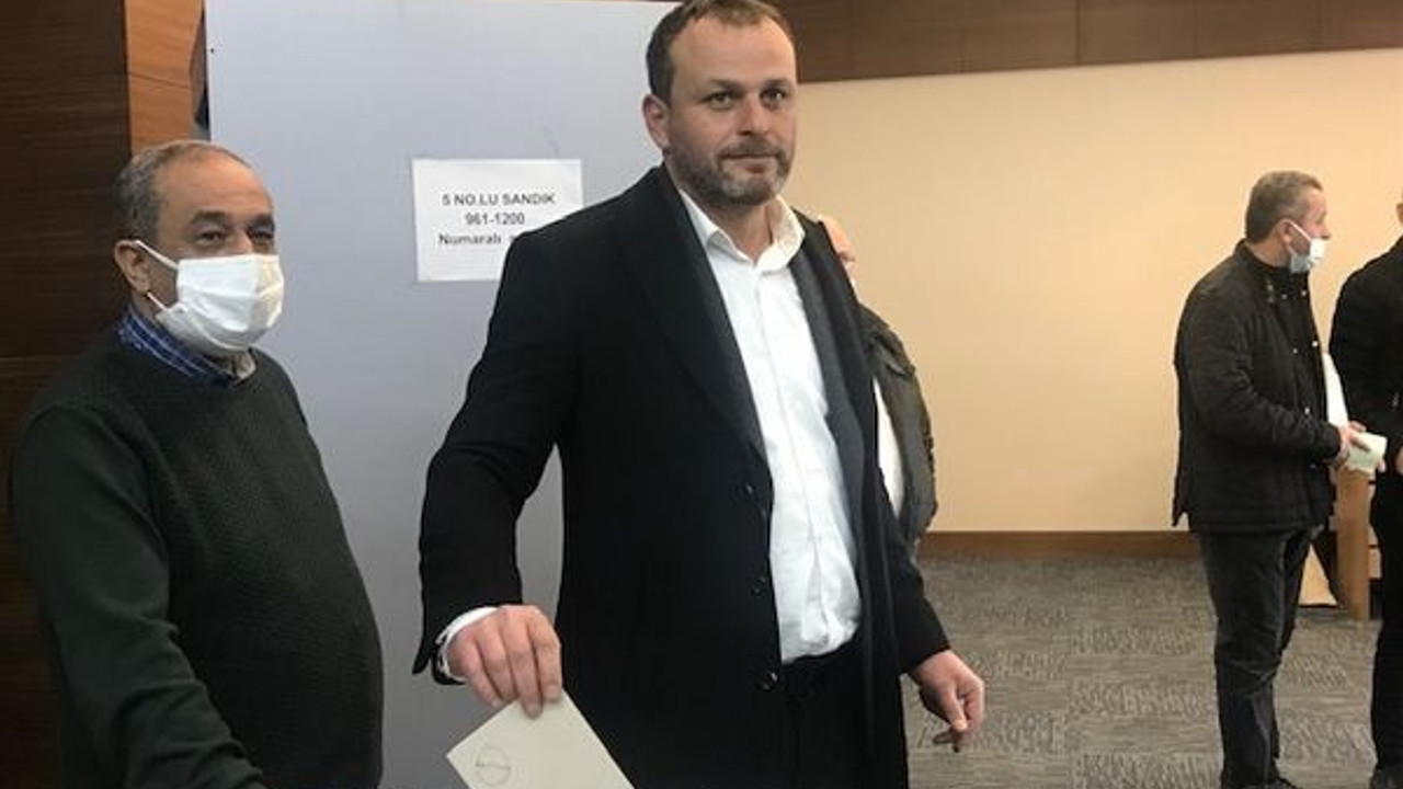Yöneticiler seçimlerde değil, 6 ayda bir dinlesin