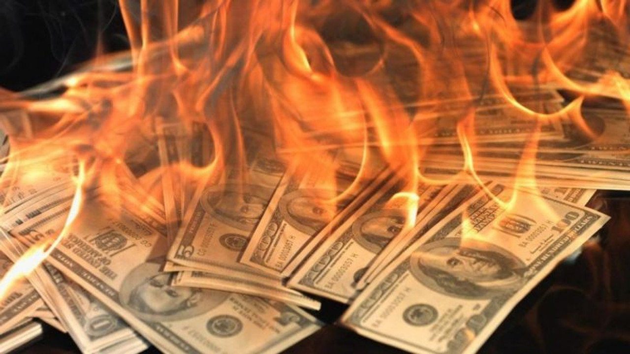 Ünlü banka, doların alev alacağı tarihi açıkladı
