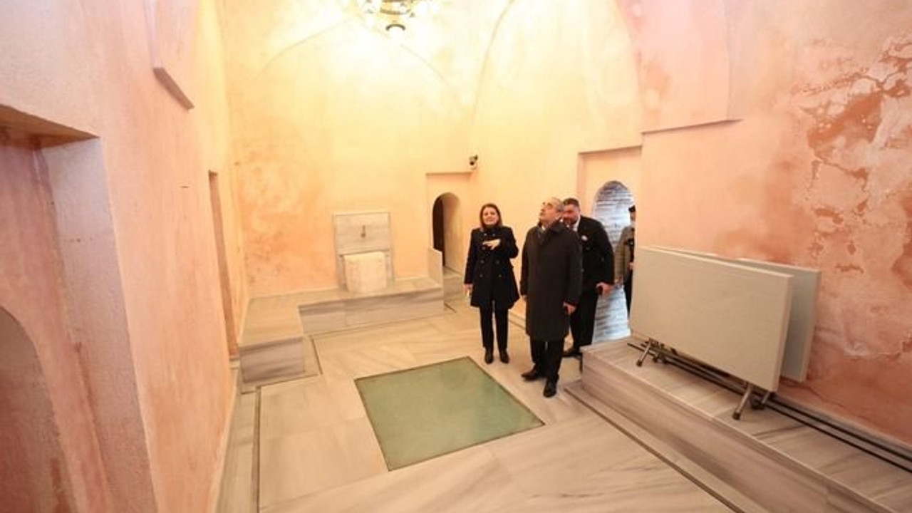 Tutuş’tan Hürriyet’e “açılış” göndermesi