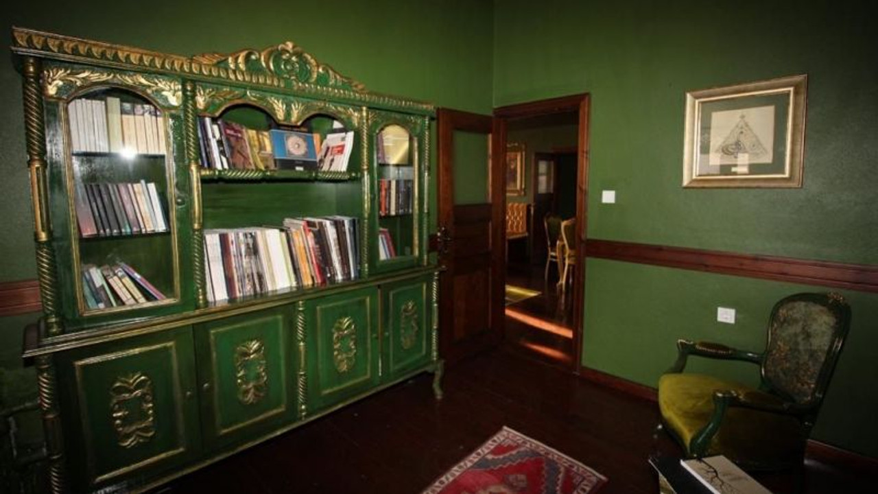 İzmit Tarih Koridoru Derneği, Güllü Konak’a veda etti